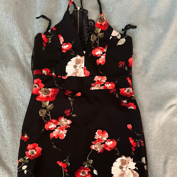 Windsor body-con mini dress - Picture 1 of 7